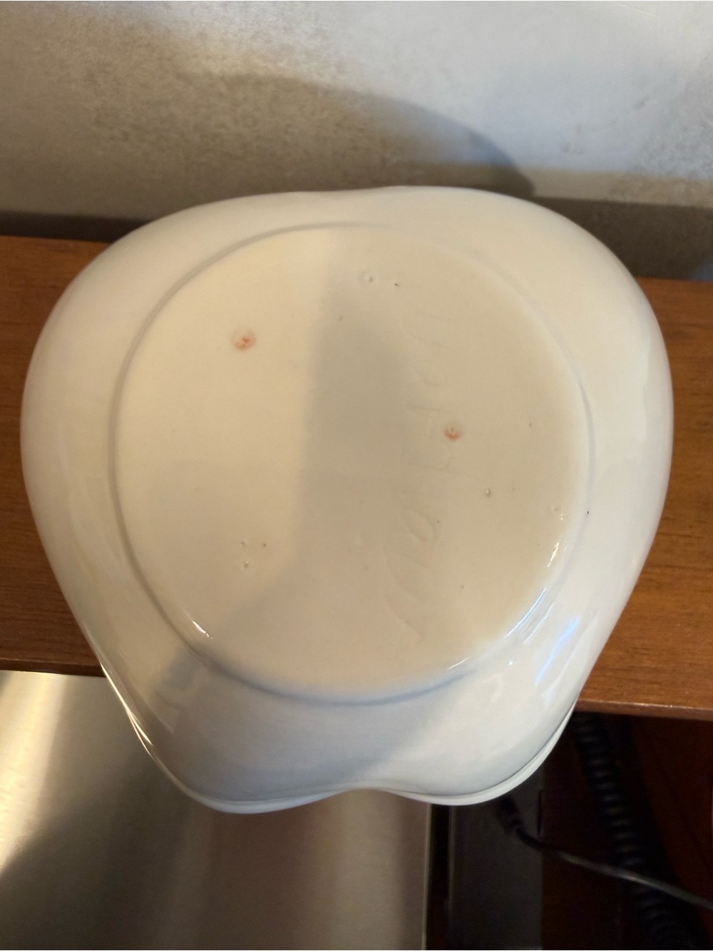 Ceramic Apple Motif Small Bowl - White with Red Apples - Picture 2 of 5